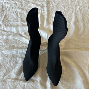 Elegant Black Women's Shoes